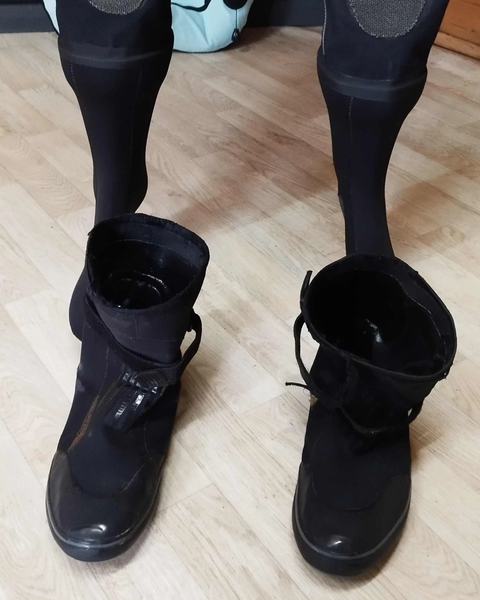 Boots tauschen am Trockentauchanzug