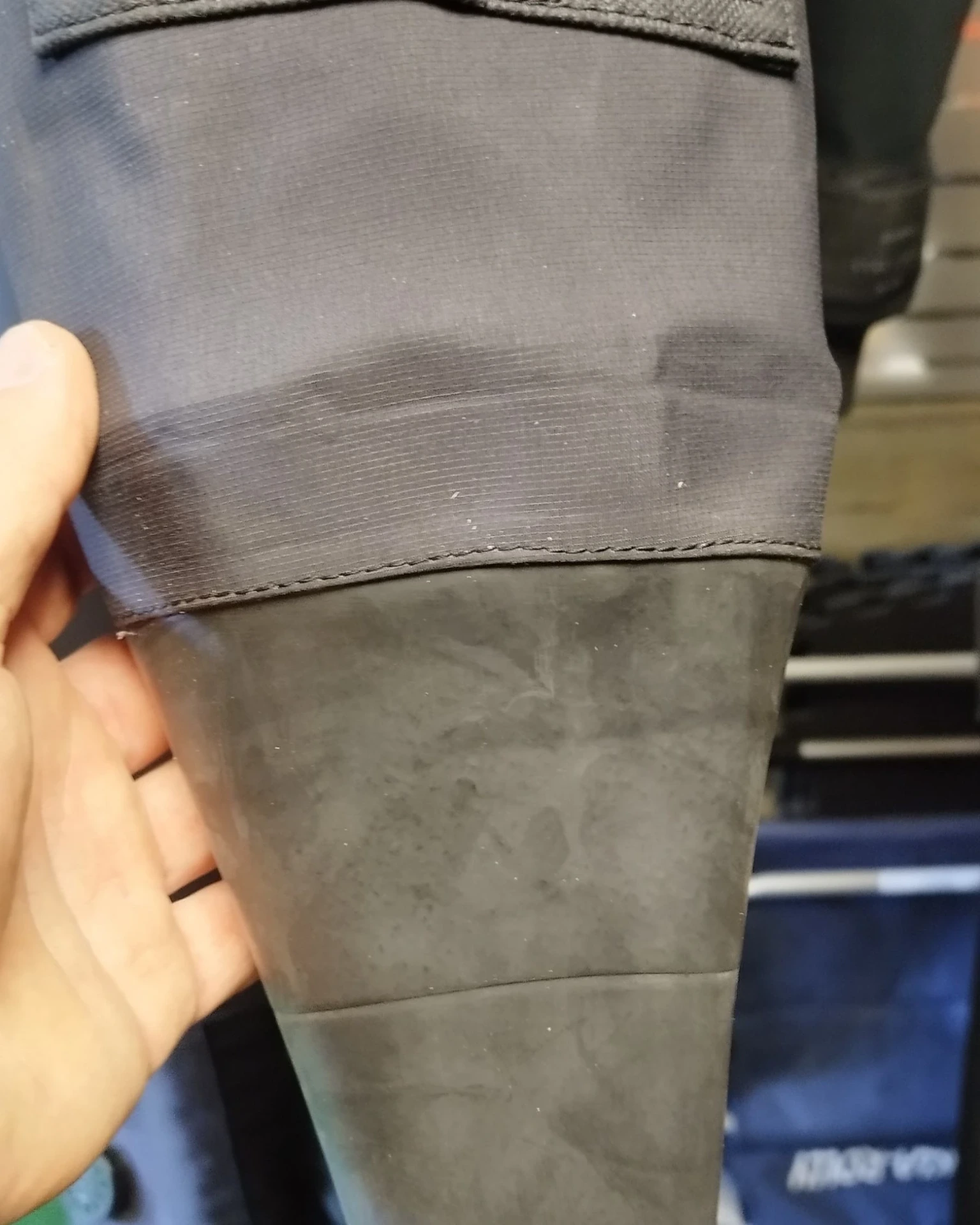 Armmanschetten Trockentauchanzug tauschen (Armmanschetten konisch S/M)